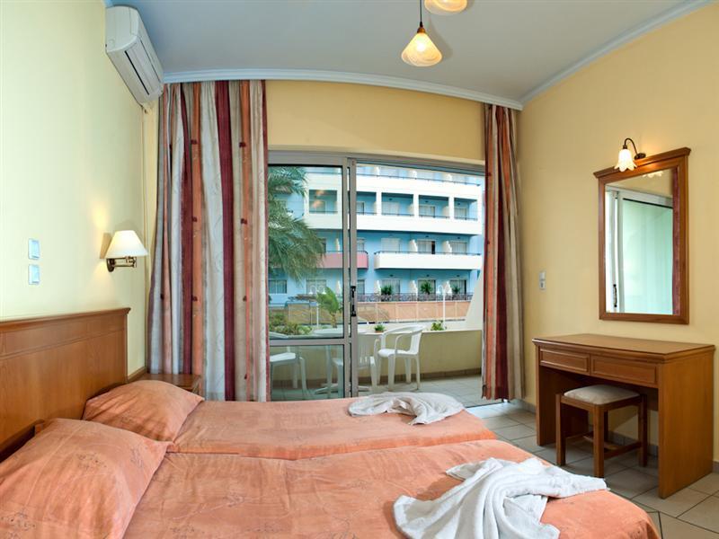 Kleoniki Mare Aparthotel Rethymno Esterno foto