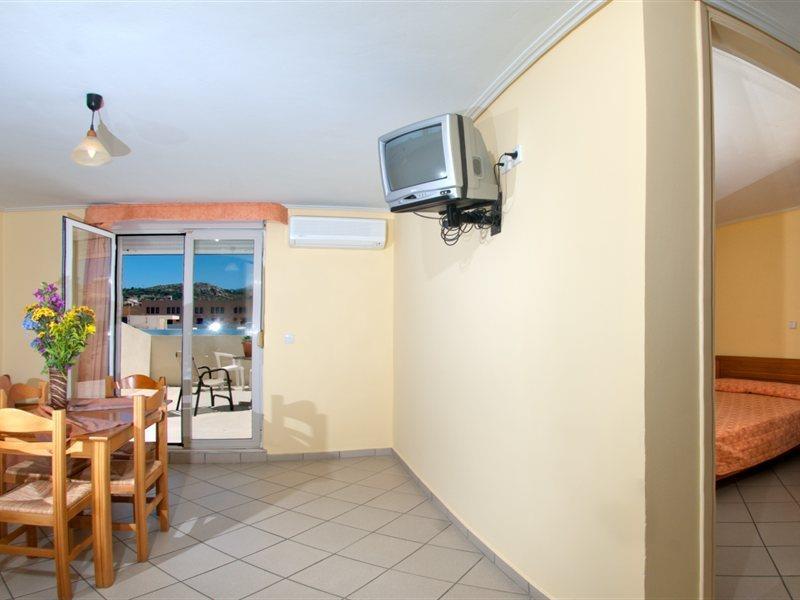 Kleoniki Mare Aparthotel Rethymno Esterno foto